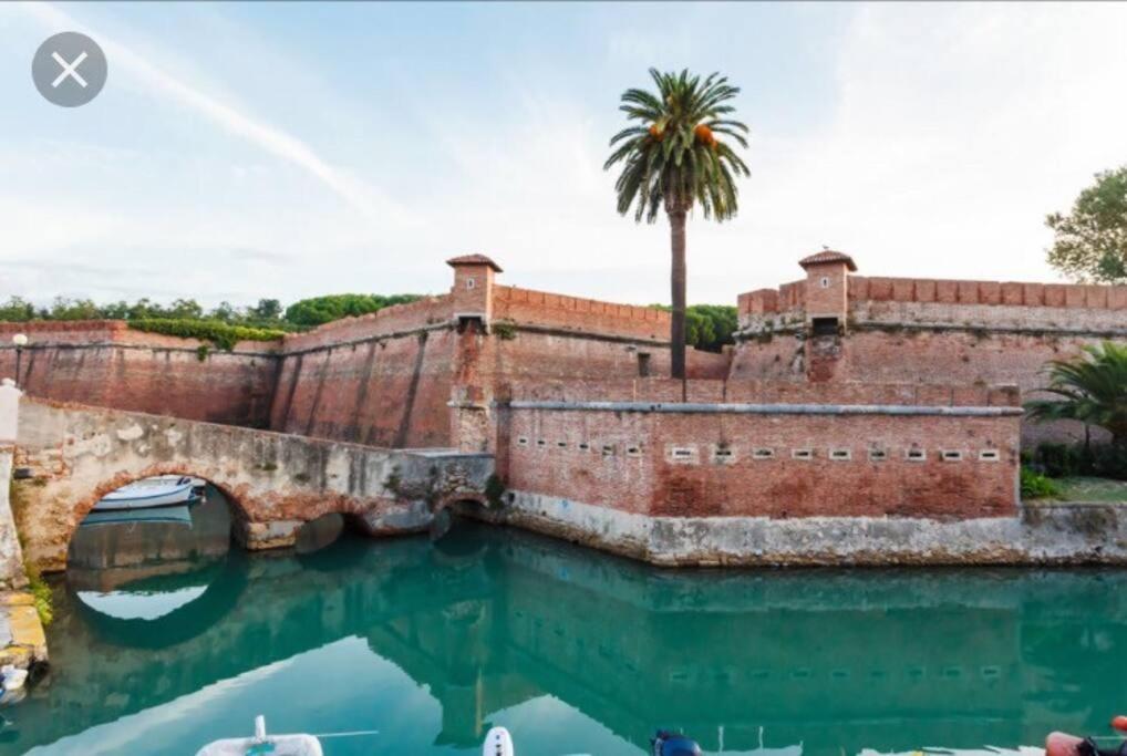 Centro Citta Con Le Comodita Livorno Kültér fotó