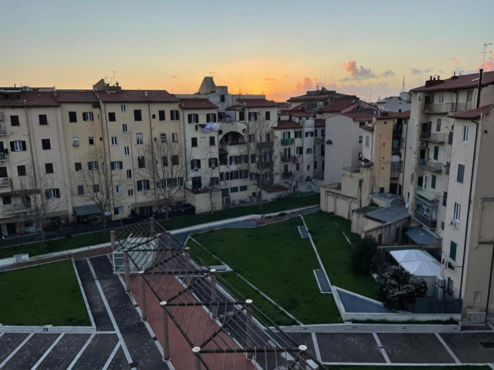 Centro Citta Con Le Comodita Livorno Kültér fotó